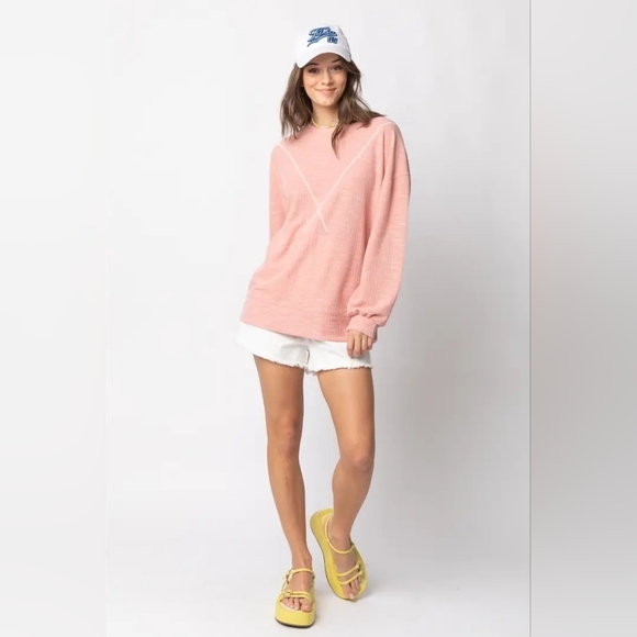 Ribbed Knit V Stitch Top - Picture 7 of 7